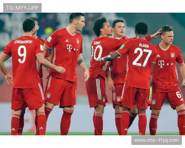 汉堡与拜仁对攻大战，武什科维奇头球扳平比分